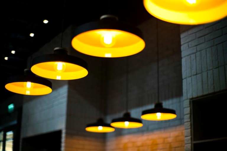 Restoranlarda Aydınlatma Tasarımı ve Renk Psikolojisi.